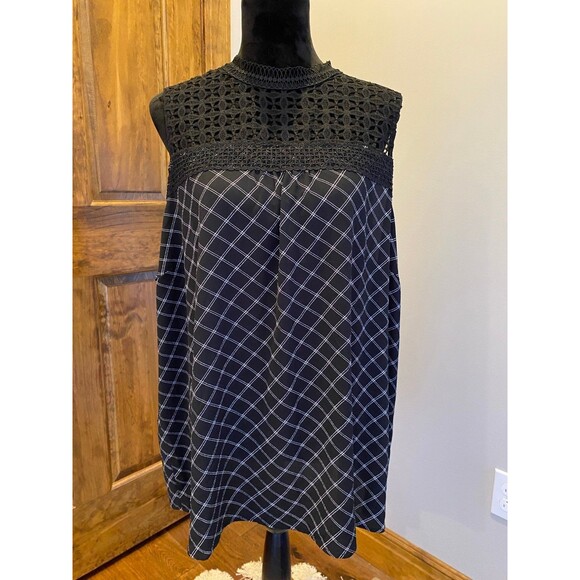 Maurice’s Blouse Plus size 3X Top Black Sleeveless Lace Neckline Vacation Cruise - Picture 11 of 11